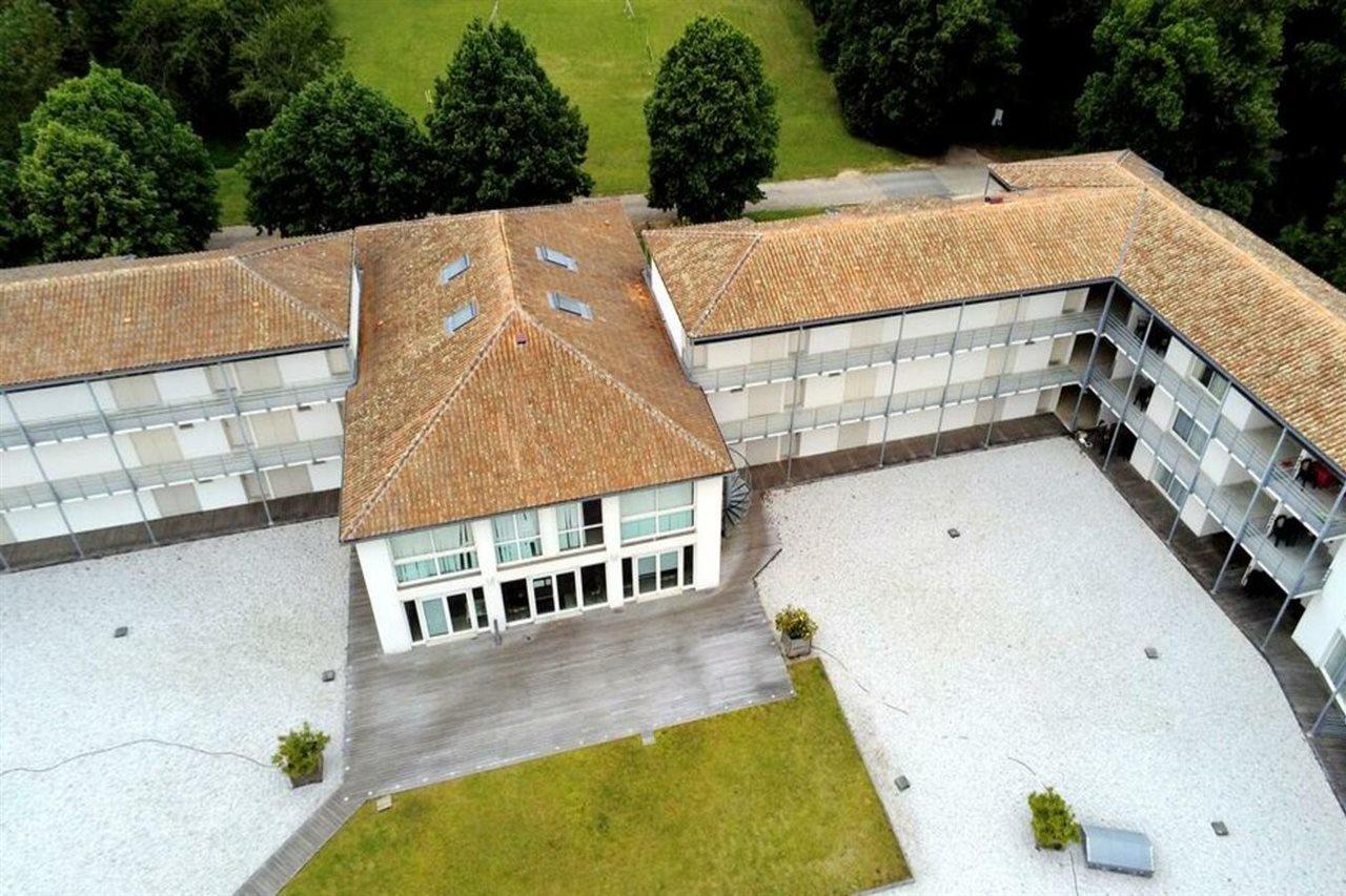 Vacanceole - Le Domaine Du Chateau - La Rochelle / Ile De Re Lagord Exteriér fotografie